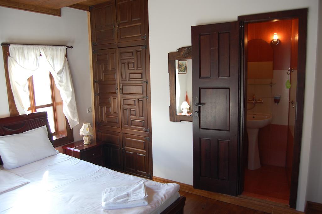 Kazasovata Guest House Tryavna Room photo