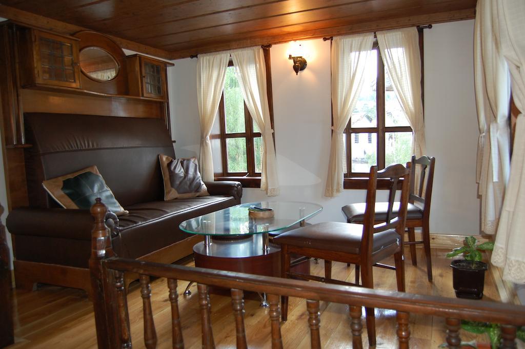Kazasovata Guest House Tryavna Exterior photo