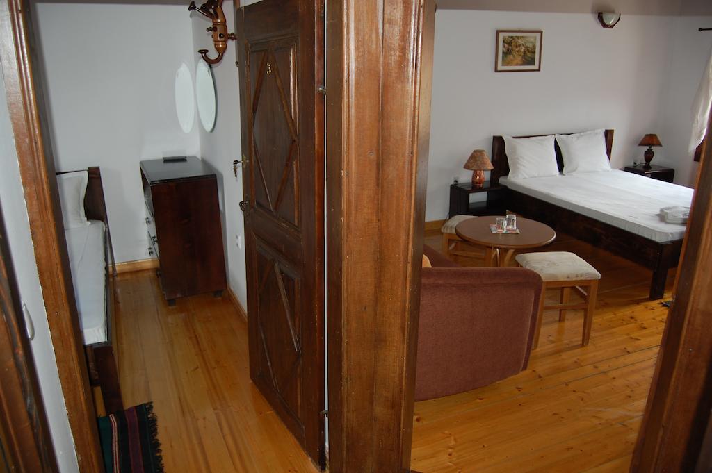 Kazasovata Guest House Tryavna Exterior photo